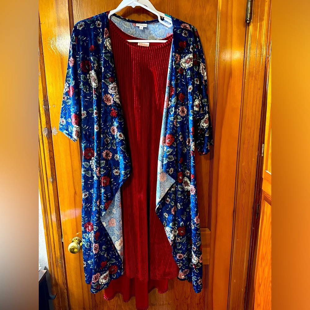 LuLaRoe Large Velvet Shirley